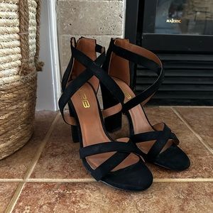 NWOT Strappy Black Heels - Size 7